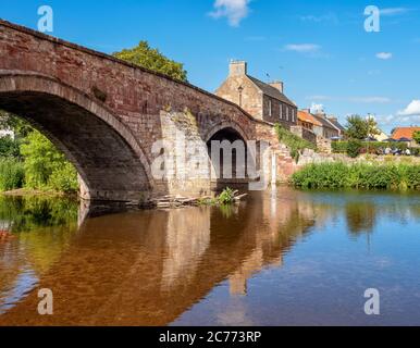 Nungate Bridge über den Fluss Tyne in Haddington, East Lothian, Schottland, Großbritannien. Stockfoto