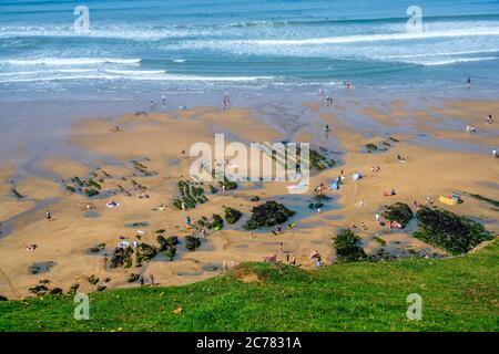 Der Strand an der Sandymouth Bay, Nord Cornwall, England, Großbritannien. Stockfoto