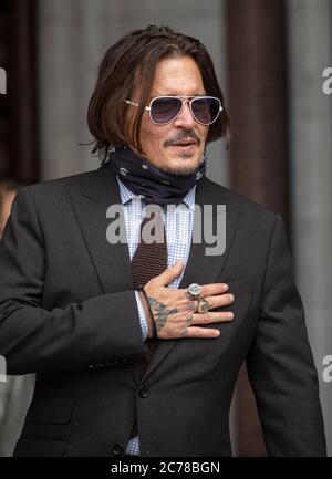 Foto zeigt: Johnny Depp kommt heute am High Court in London an. 15.7.20 Bild von Gavin Rodgers/ Pixel8000 Stockfoto