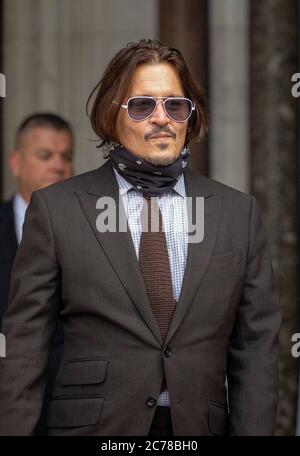 Foto zeigt: Johnny Depp kommt heute am High Court in London an. 15.7.20 Bild von Gavin Rodgers/ Pixel8000 Stockfoto