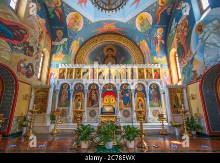 Rom zeigt Dutzende wundervolle Kirchen. Hier insbesondere Santa Caterina martyre, eine der wenigen russisch-orthodoxen Kirchen in Rom Stockfoto