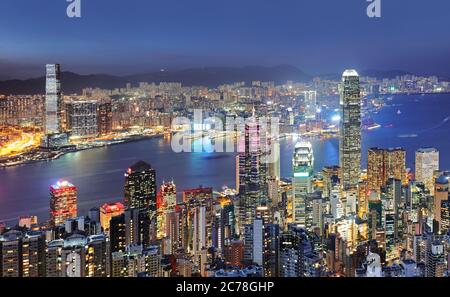 China - Hong Kong Stadtbild bei Nacht Stockfoto