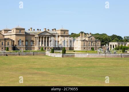 Holkham Hall und Anwesen, außen, ein Landhaus aus dem 18. Jahrhundert in Holkham, Norfolk England Stockfoto