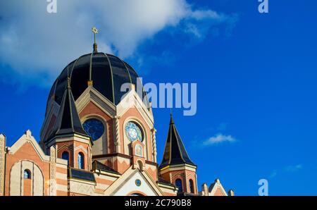 Oberer Teil des Gebäudes der neuen liberalen Synagoge in der Region von Moskau, Russland Stockfoto