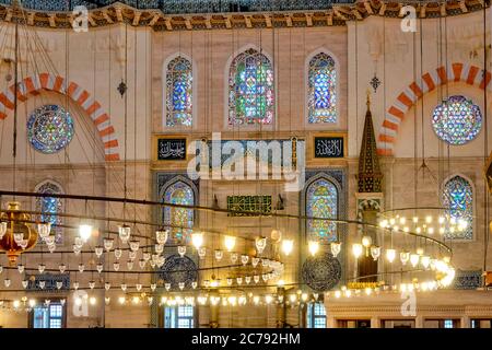 Innenraum der Süleymaniye-Moschee, Istanbul, Türkei Stockfoto