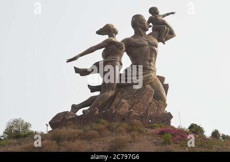 Das viel kritisierte afrikanische Renaissance-Denkmal in Dakar, Senegal Stockfoto