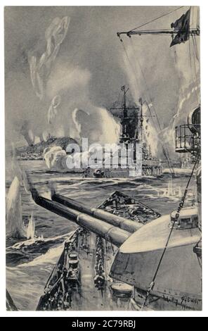 Deutsche historische Postkarte: Bombardierung von Scarborough durch deutsche Kriegsschiffe. Geschütze des Hauptkalibers schießen auf die englische Stadt, den 16. Dezember 1914 Stockfoto