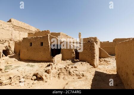 Verlassene Häuser in der traditionellen Konstruktion der arabischen adobe-Architektur in Qusur al Muqbil in der Nähe von Riad in Saudi-Arabien Stockfoto