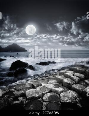 Großbritannien - NORDIRLAND: Giant's Causeway entlang der Antrim Coast bei Bushmills Stockfoto