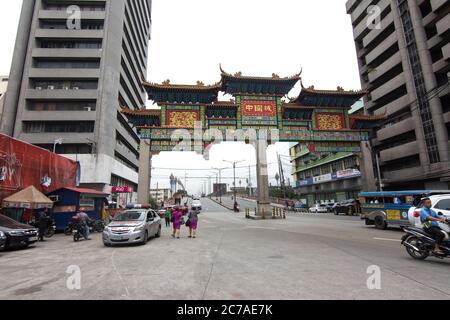 Manila, Philippinen - 11. Januar 2017: New Binondo Chinatown Arch Stockfoto