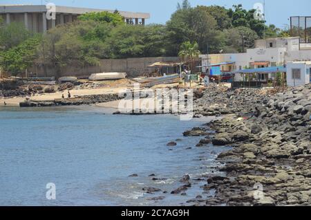 Soumbédioune Bucht, in der westlichen Spitze der Halbinsel Dakar, Senegal Stockfoto