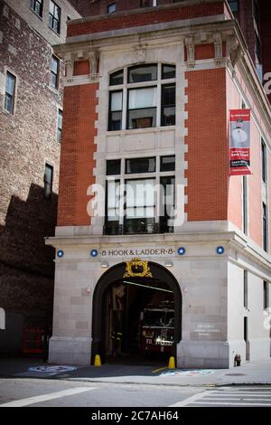 New York, NY, USA - 20. Juli 2019: Firehouse, Hook and Ladder Company 8. Feuerhaus im Beaux-Arts-Stil aus dem Jahr 1903, berühmt als Hauptquartier der „Ghostbust“ Stockfoto