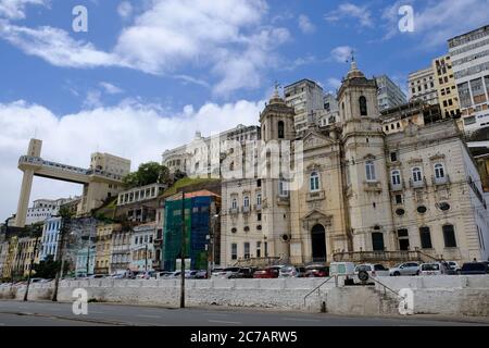 Salvador Bahia Brasilien - der Lacerda Aufzug Panoramablick vom unteren Teil der Stadt Stockfoto