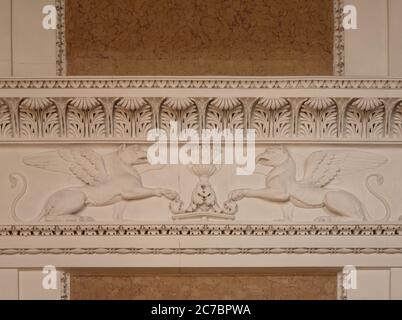 Fragment der Mauer bei der Burg Lubomirski in Lancut. Polen Stockfoto