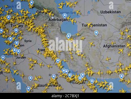 Flugverkehr über den Nahen Osten (16. juli 2020, 09.20) Stockfoto