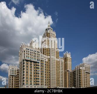 Triumph der Astana Tower in Astana. Kasachstan Stockfoto