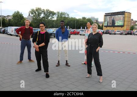 Albrecht Schuch, Burhan Qurbani, Welket Bungue, Annabelle Mandeng und Jella Haase bei der Premiere des Kinofilms 'Berlin Alexanderplatz' im Autokino B Stockfoto