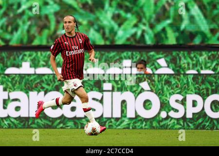 Mailand, (Italien). Juli 2020. Italienische Serie A. AC Mailand vs Parma Calcio . Diego Laxalt von AC Mailand . Stockfoto