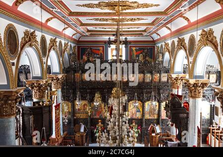 Agios Dimitrios griechisch-orthodoxe Kirche, der Haupttempel im Dorf Agra, auf der Insel Lesbos, Griechenland, Europa. Stockfoto