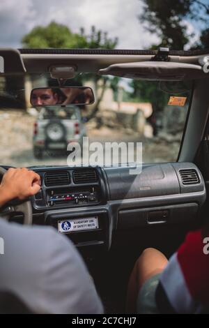 PALMA DE MALLORCA, SPANIEN - 26. Sep 2018: Abenteuerliche Jeep Safari Tour durch das Tramuntana Gebirge auf Mallorca Stockfoto