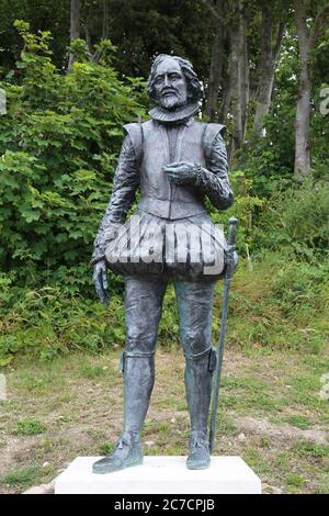 Admiral Sir George Somers, Gründer von Bermuda, Langmoor und Lister Gardens, Lyme Regis, Dorset, England, Großbritannien, Großbritannien, Großbritannien, Großbritannien, Europa Stockfoto