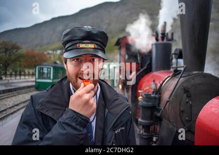 Ende der Welt Dampfzug FCAF Ferrocarril Austral Fueguino im Nationalpark Tierra del Fuego, Ushuaia, Argentinien. Dies ist die südlichste Eisenbahn in der Stockfoto