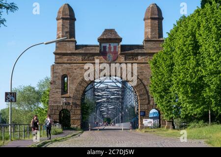 Alte Harburger Elbbrücke, Hamburg, Harburg, Süderelbe, 21.05.2020 Stockfoto