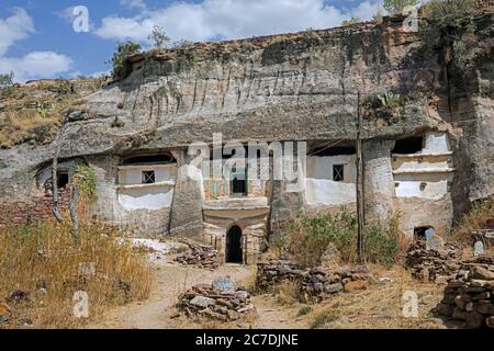 Medhane Alem Adi Kesho, orthodoxe Felsengehewnkirche in der Nähe von Wukro, Misraqawi Zone, Tigray Region, Äthiopien, Afrika Stockfoto