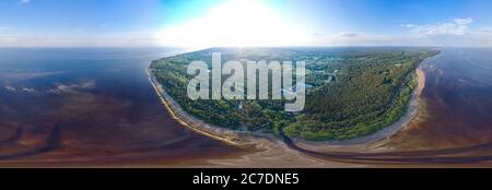 360-Grad-Panorama-Luftaufnahme OHNE HIMMEL über dem Finnischen Meerbusen Stockfoto