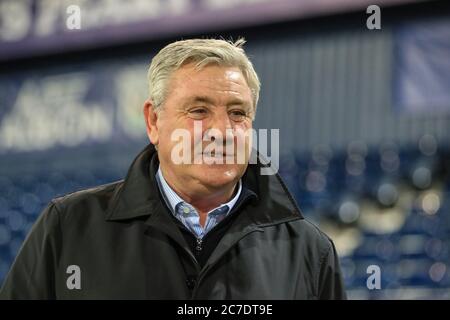 März 2020 treffen Die Hawthorns, West Bromwich, England, Emirates FA Cup 5th Round, West Bromwich Albion gegen Newcastle United ein: Steve Bruce Manager von Newcastle United kommt zu Den Hawthornes Stockfoto