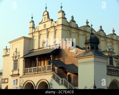 Kraków Tuchhalle, Sukiennice, Kraków, Krakkó, Provinz Kleinpolen, Polen, Europa, UNESCO-Weltkulturerbe Stockfoto