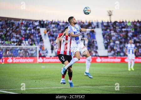 LEGANES, SPANIEN - 25. Sep 2019: En-Nesiry springen während CD. Leganes - Athletic Bilbao. Stadion Butarque, Leganes, Madrid, 25. September 2019. Stockfoto