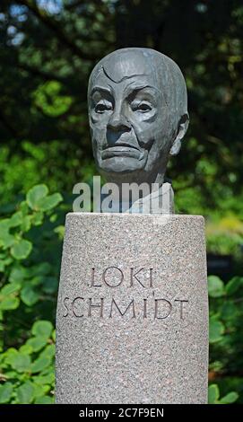 Büste von Loki Hannelore Schmidt, Naturforscherin, Loki Schmidt Garden, Botanischer Garten, Hamburg, Deutschland Stockfoto