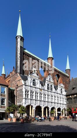 Historisches Rathaus, Renaissance-Giebel am Markt, Lübeck, Schleswig-Holstein, Deutschland Stockfoto