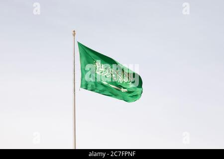 Saudi-Arabien Flagge winkt im Wind Stockfoto