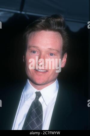 Pasadena, Kalifornien, USA 15. Januar 1996 Talkshow-Moderator Conan O'Brien nimmt am NBC All Star Empfang bei der Winter TCA Press Tour am 15. Januar 1996 im Ritz-Carlton Hotel in Pasadena, Kalifornien, USA Teil. Foto von Barry King/Alamy Stockfoto Stockfoto