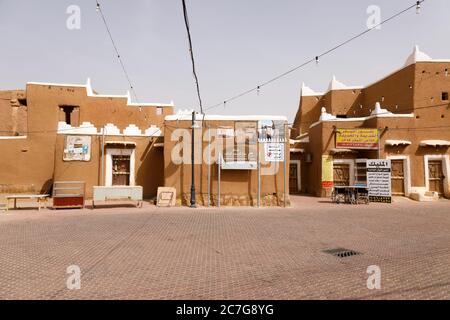 Ushaiger, Ar Riad, Saudi-Arabien, Februar 16 2020: Ushaiger, Ar Riad in Saudi-Arabien. Ein traditionelles restauriertes Dorf aus Ziegelsteinen. Ushaiger Stockfoto