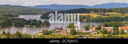 Frymburk, Tschechische republik - Stadt in der auf einer Halbinsel auf dem linken Ufer des Lipno-Stausees Stockfoto