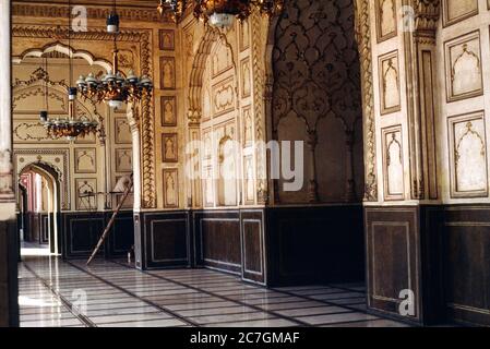 Lahore Pakistan Innere der Badshahi Moschee Stockfoto
