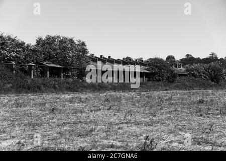 Veröde Gebäude die Überreste der Rotherwas Munitionsfabrik, sie wurden während des ersten Weltkrieges gebaut und blieben während der gesamten sec Stockfoto