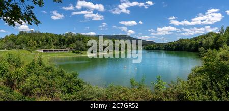 Dam Schlichemtalsperre - Stausee Schömberger Stausee in Deutschland Stockfoto