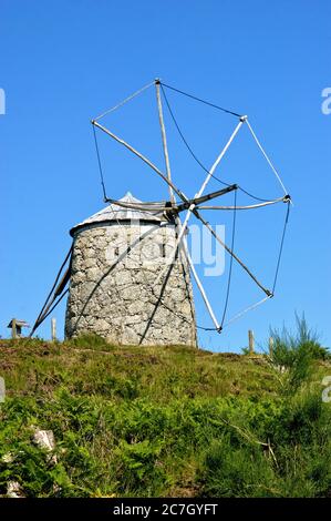 Alte Windmühle in Fafe, nördlich von Portugal Stockfoto