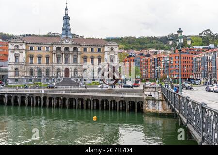 Europa, Spanien, Baskenland, Vizcaya Provinz, Bilbao, Blick auf das Stadtarchiv Bilbao auf der Ernesto Erkoreka Plaza Stockfoto