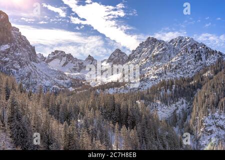 Europa, Österreich, Tirol, Osttirol, Lienz, Blick von der Terrasse der Dolomitenhütte auf Seekofel, Teplitzspitze und Simonskopf Stockfoto