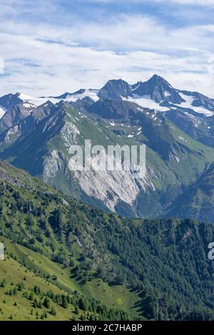 Europa, Österreich, Tirol, Osttirol, Kals am Großglockner, Blick von der Kalser Höhe auf den Großglockner Stockfoto