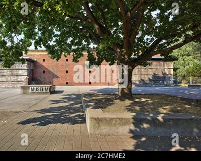 Kraftwerk Peenemünde, Heeresforschungszentrum Peenemünde, Ziegelbau, Klinkerziegelbau, historisches Gebäude, Wehrmacht, Sommer, sonnig, Innenaufnahmen, Architektur Stockfoto