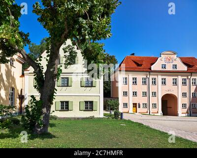 Nebengebäude, Torhaus, Kloster, Benediktinerkloster, 17. Jahrhundert, Barock, romantische Straße, Sommer, Morgen, sonnig Stockfoto