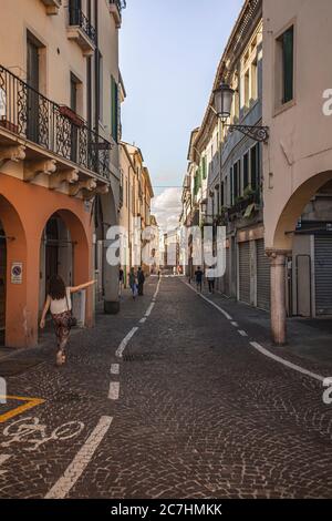 Blick auf die Gasse in Padua, Italien 2 Stockfoto