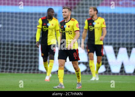 Watfords Tom Cleverley sieht während des Premier League-Spiels im London Stadium niedergeschlagen aus. Stockfoto