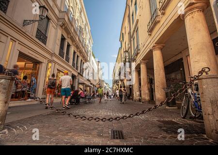 Echte Szene in Padua Straße mit Menschen Stockfoto